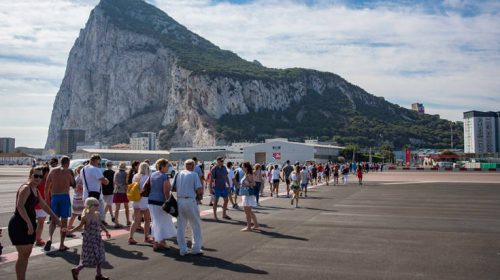 Αντιδράσεις της Βρετανίας για την «αποικία» του Γιβραλτάρ σε ευρωπαϊκό κανονισμό