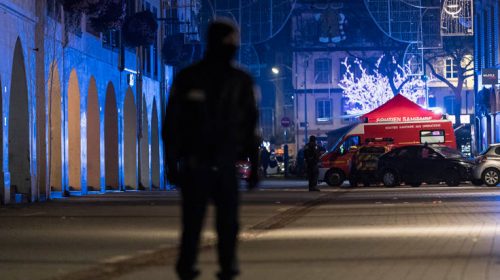 Στη φυλακή οι τρεις άνδρες που έδωσαν το όπλο στον μακελάρη του Στρασβούργου