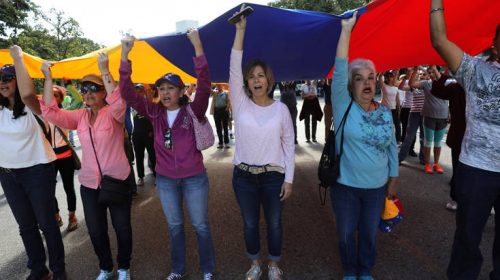 «Η Βουδαπέστη δέχτηκε μυστικά εκατοντάδες πρόσφυγες από τη Βενεζουέλα»