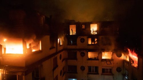 Με «ψυχιατρικό ιστορικό» η γυναίκα που συνελήφθη για τη φωτιά στο Παρίσι
