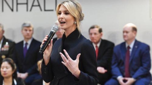 Ενθουσιασμένη με την Άνγκελα Μέρκελ η κόρη του Τραμπ