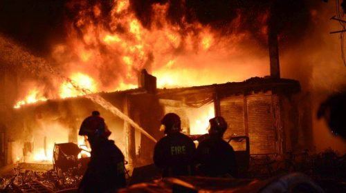 Τραγωδία από πυρκαγιά σε πολυκατοικία στην πρωτεύουσα του Μπανγκλαντές