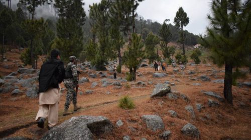 Κλιμακώνεται επικίνδυνα η ένταση ανάμεσα σε Ινδία και Πακιστάν