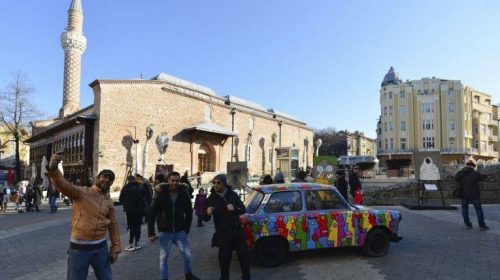 Πώς κρίνουν οι νέοι στη Βουλγαρία το βιοτικό τους επίπεδο