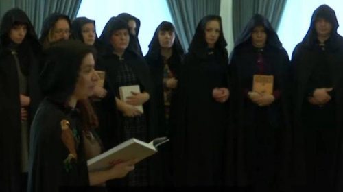 Οι μάγισσες που φροντίζουν να ευημερεί ο Πούτιν και ρίχνουν κατάρες και ξόρκια στους εχθρούς του