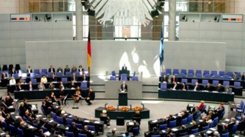 Βουλευτές του ακροδεξιού AfD φώναξαν πως οι γυναίκες είναι ακατάλληλες για τη βουλή