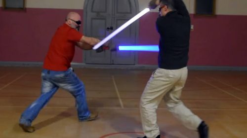 «Τρελαμένοι» φαν του Star Wars άνοιξαν σχολή ξιφομαχίας με… φωτόσπαθα