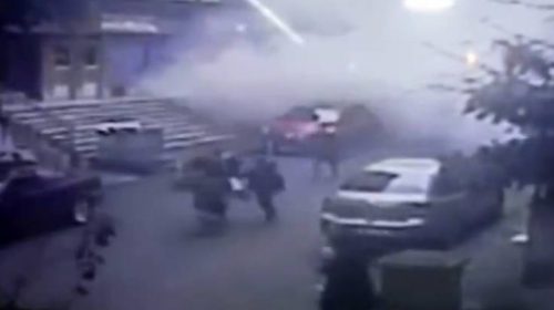 H στιγμή της κατάρρευσης του πολυώροφου κτιρίου στην Κωνσταντινούπολη