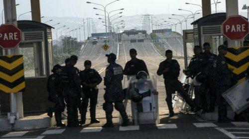 Φτάνει η ανθρωπιστική βοήθεια στη Βενεζουέλα