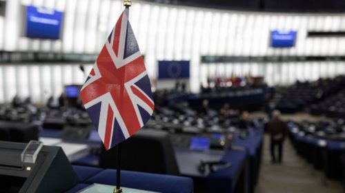 Εξακολουθεί να παραμείνει ρευστό το σκηνικό για το Brexit