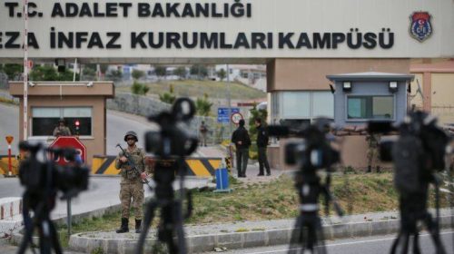 Ισόβια για ερευνητές σκανδάλου διαφθοράς στην Τουρκία που συνδεόταν με τον Ερντογάν