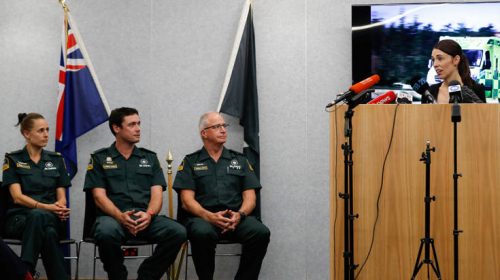 Σε παγκόσμια μάχη κατά του ρατσισμού καλεί η πρωθυπουργός της Νέας Ζηλανδίας