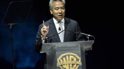Η Warner ενημέρωσε τον διευθύνοντα σύμβουλό της πως… παραιτείται