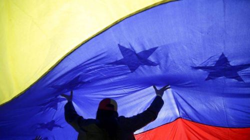 Οι «μυστηριώδεις πτήσεις» από τη Βενεζουέλα και τα σενάρια για τον χρυσό
