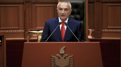Ο πρόεδρος της Αλβανίας φοβάται για αποσταθεροποίηση της χώρας