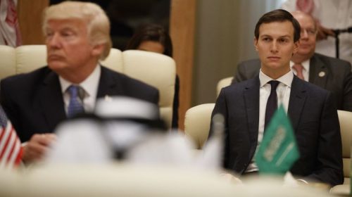 Ασυνήθιστη πρόσβαση σε απόρρητα έγγραφα έδωσε ο Τραμπ στον γαμπρό του