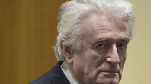 Οριστικά ένοχος για γενοκτονία και εγκλήματα κατά της ανθρωπότητας ο Κάρατζιτς