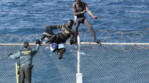 Θεαματική μείωση της άφιξης μεταναστών στην Ισπανία