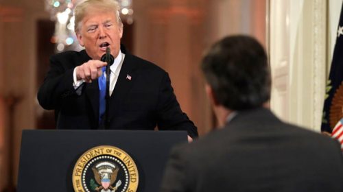 Ο Τραμπ… σνομπάρει για τρίτη χρόνια το δείπνο των ανταποκριτών του Λευκού Οίκου