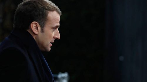 Φαρσέρ υποστηρίζουν ότι έκαναν τηλεφωνική πλάκα στον Μακρόν και τον εξέθεσαν