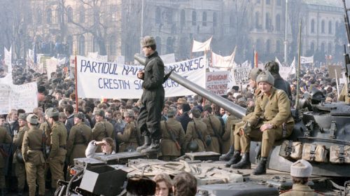 Ο πρώην πρόεδρος της Ρουμανίας θα δικαστεί για «εγκλήματα κατά της ανθρωπότητας»