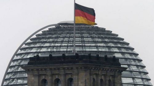 Η γερμανική ακροδεξιά φοβάται τον κατακερματισμό των «πατριωτών» στις ευρωεκλογές