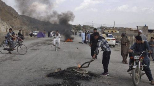 Το Ισλαμικό Κράτος ανέλαβε την ευθύνη για πολύνεκρη επίθεση στο Πακιστάν