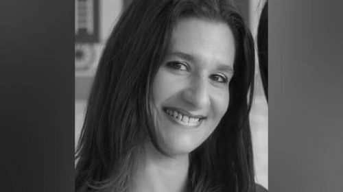 «Εκτέλεσαν» την Έλενα Φανουράκη έξω από το σπίτι της