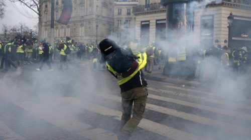 «Κουράστηκαν» οι Γάλλοι από τις κινητοποιήσεις των Κίτρινων Γιλέκων