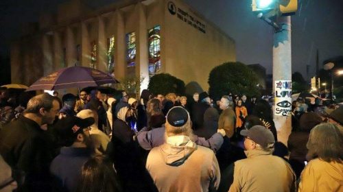 Ο Νετανιάχου καταδικάζει το έγκλημα μίσους σε συναγωγή