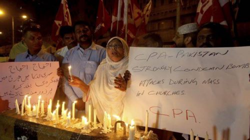 Μακελειό στη Σρι Λάνκα: Οι αρχές μπλόκαραν την πρόσβαση σε Facebook, WhatsApp