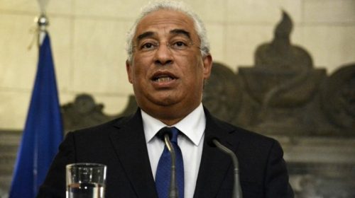 Με παραίτηση απειλεί ο Αντόνιο Κόστα αν εγκριθούν αυξήσεις στους εκπαιδευτικούς