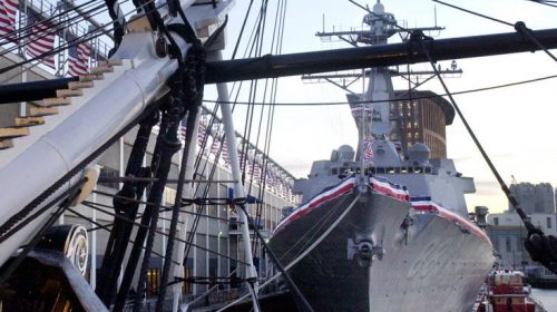 Αμερικανικό πολεμικό πλοίο σε διαφιλονικούμενα ύδατα που διεκδικεί η Κίνα