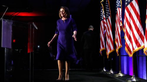 «Η πρόταση μομφής κατά του Τραμπ δεν έχει αποσυρθεί ως επιλογή, αλλά…»