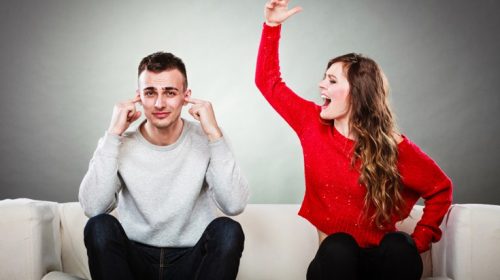 Η πόλη που τιμωρεί θορύβους, κλάματα και τσακωμούς με πρόστιμο