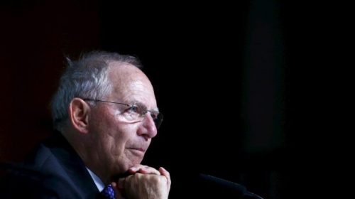 Σόιμπλε: Υποστηρίζει Βέμπερ, αλλά και Βεστάγκερ-Τίμερμανς