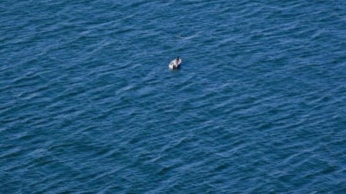 Ρώσος διέπλευσε για πρώτη φορά στην Ιστορία τον Νότιο Ειρηνικό με κωπηλατική λέμβο