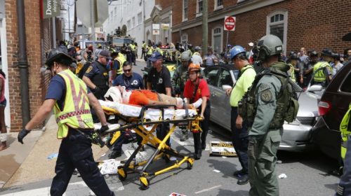 Ακροδεξιός ηγέτης«καρφώνει» τον Τραμπ για την αιματηρή συγκέντρωση στη Σάρλοτσβιλ