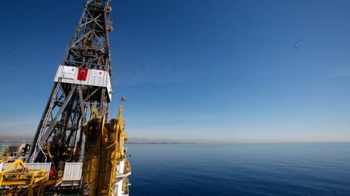 Η Τουρκία πραγματοποιεί τελετή αποχώρησης του γεωτρύπανου «Γιαβούζ»