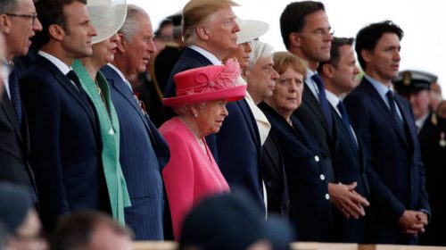 Επέτειος 75 χρόνων από τη D- Day: Ο Προκόπης Παυλόπουλος ανάμεσα σε Μελάνια Τραμπ και Μέρκελ