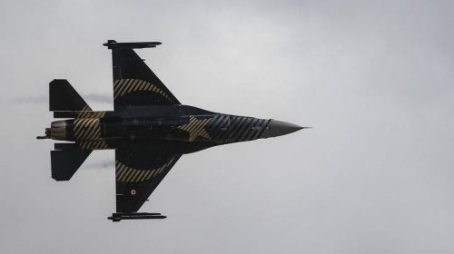 Το προκλητικό σήμα από Τούρκο πιλότο πάνω στη στολή του