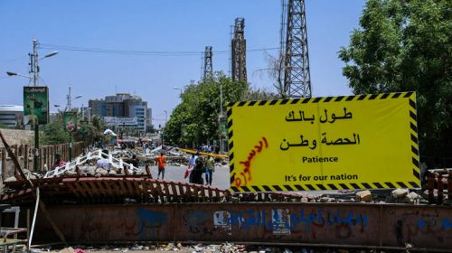 Αιματοχυσία στο Σουδάν, έφτασαν τους εξήντα οι νεκροί διαδηλωτές