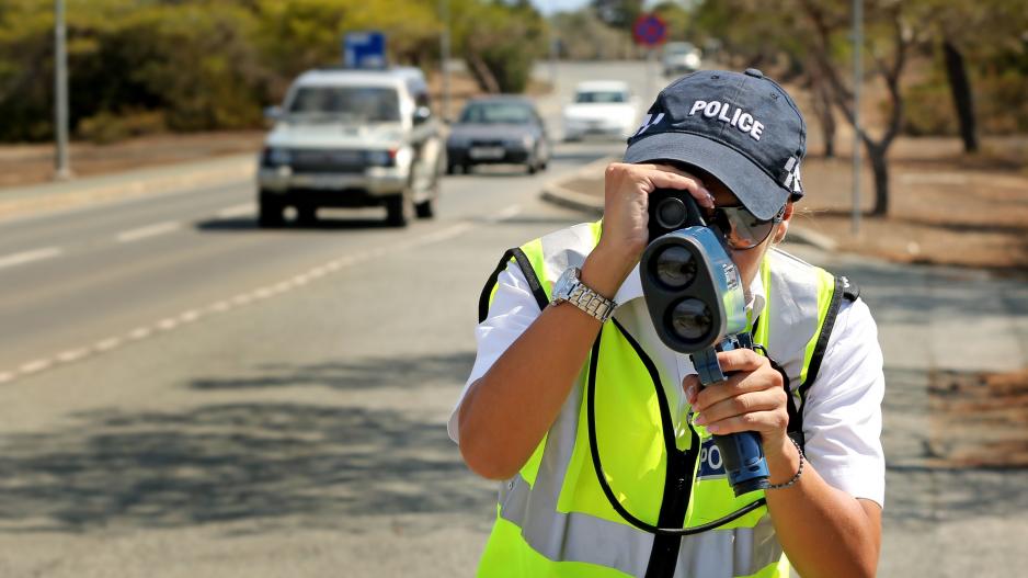 Όρια ταχύτητας και κάμερες τροχαίας από το Google Maps και στην Ελλάδα Όρια ταχύτητας και κάμερες τροχαίας από το Google Maps και στην Ελλάδα