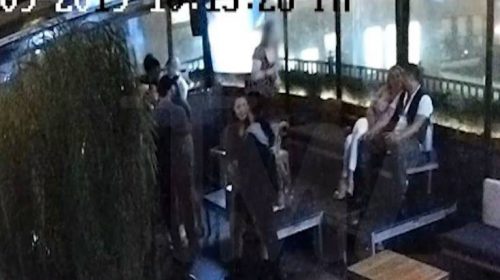 Η στιγμή που ο Κούμπα Γκούντινγκ Τζούνιορ πιάνει το στήθος 29χρονης