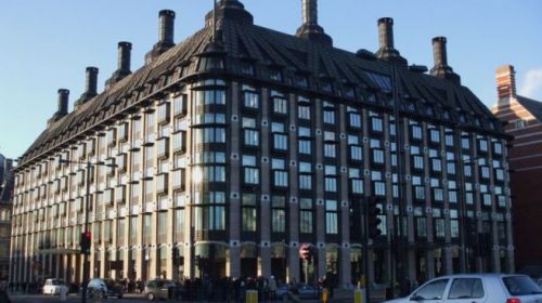 Εκκενώθηκε το βρετανικό κοινοβούλιο