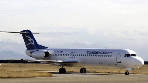 Τρόμος στον αέρα για 85 επιβάτες πτήσης όταν λιποθύμησε δίπλα τους ο πιλότος