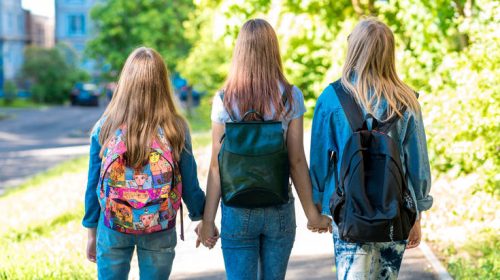 Η ερωτική σχέση δασκάλας- μαθήτριας που έφτασε στο δικαστήριο κι έκανε τη δικαστή να μην μπορεί να αποφασίσει