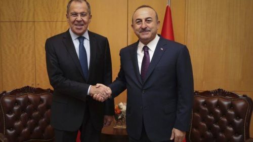 Τσαβούσογλου και Λαβρόφ είχαν τηλεφωνική συνομιλία για την κατάσταση στη Συρία