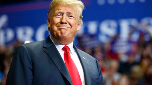 Ο Τραμπ ανακάλυψε βρετανικά αεροδρόμια το… 1775