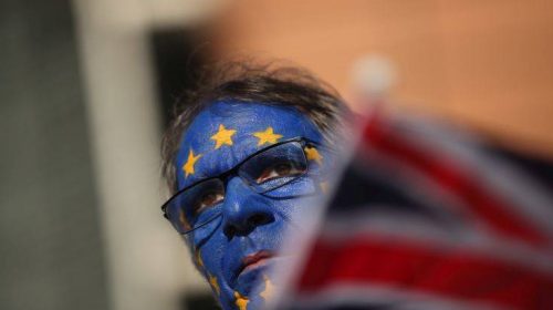 Ανοιχτός πλέον ο δρόμος για να ζητήσουν οι Εργατικοί δεύτερο δημοψήφισμα για το Brexit